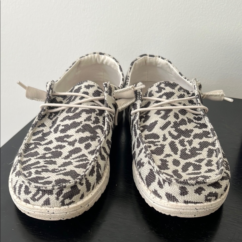 Hey Dude Leopard Print Casual Loafers